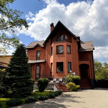 : Пансіонат для літніх людей Ворзель «Добрий Вік» — професійний догляд та комфортне проживання